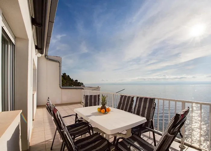 Apartment Dream View
